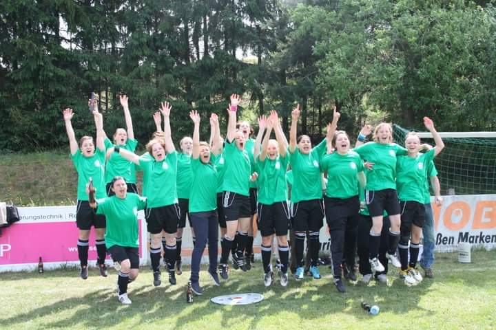 Trainingseinheit der Damenmannschaft in der Saison 2010/2011