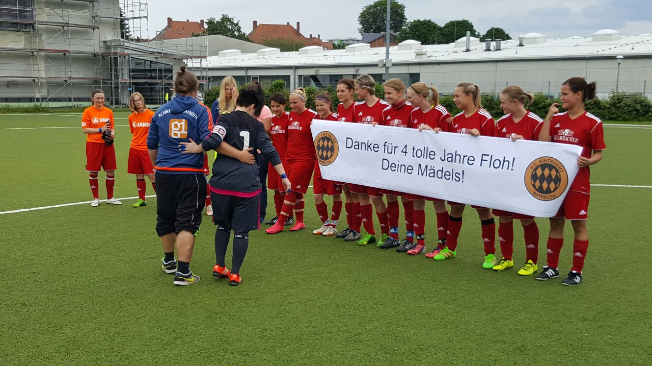 Die Mannschaft bedankte sich bei ihrem Trainer