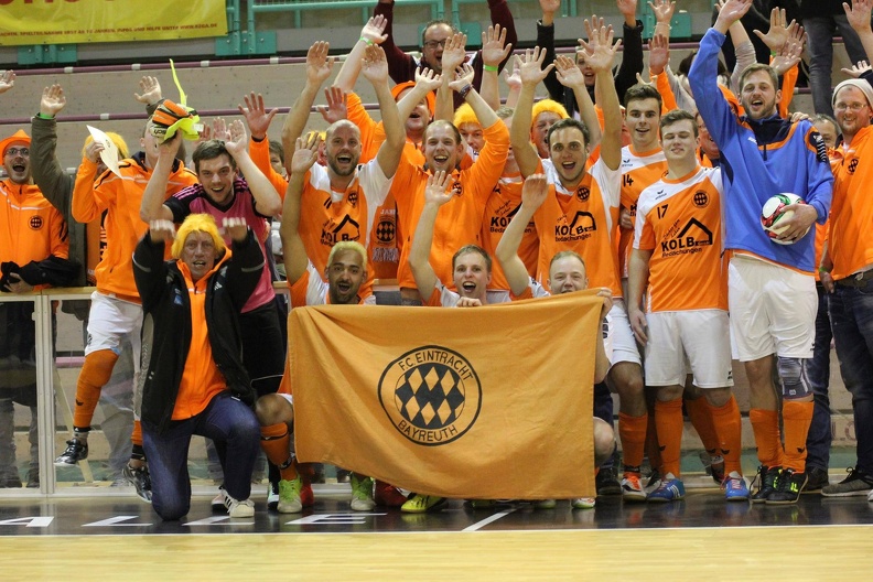Bericht des Nordbayerischen Kurier zur Hallenfußball-Stadtmeisterschaft 2017