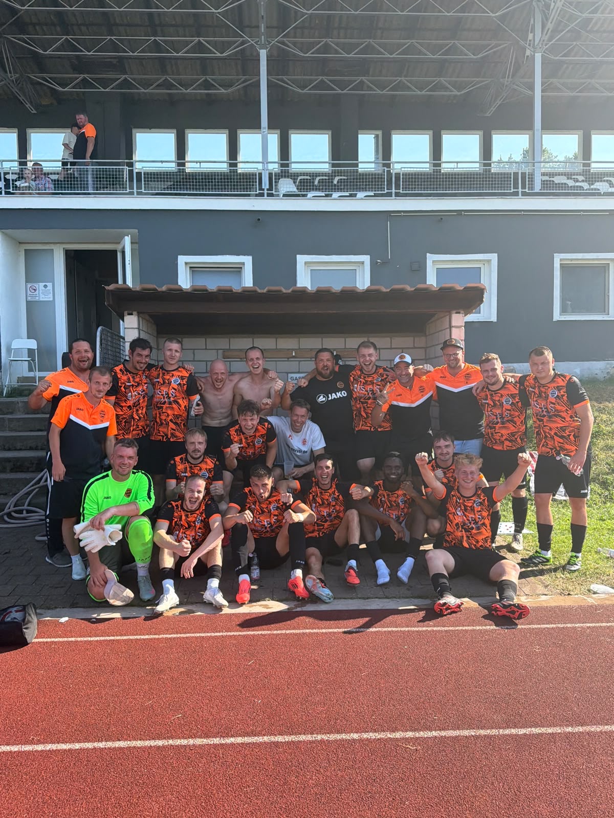 Derby-Doppelschlag! Beide Herrenmannschaften bezwingen den FC Bayreuth